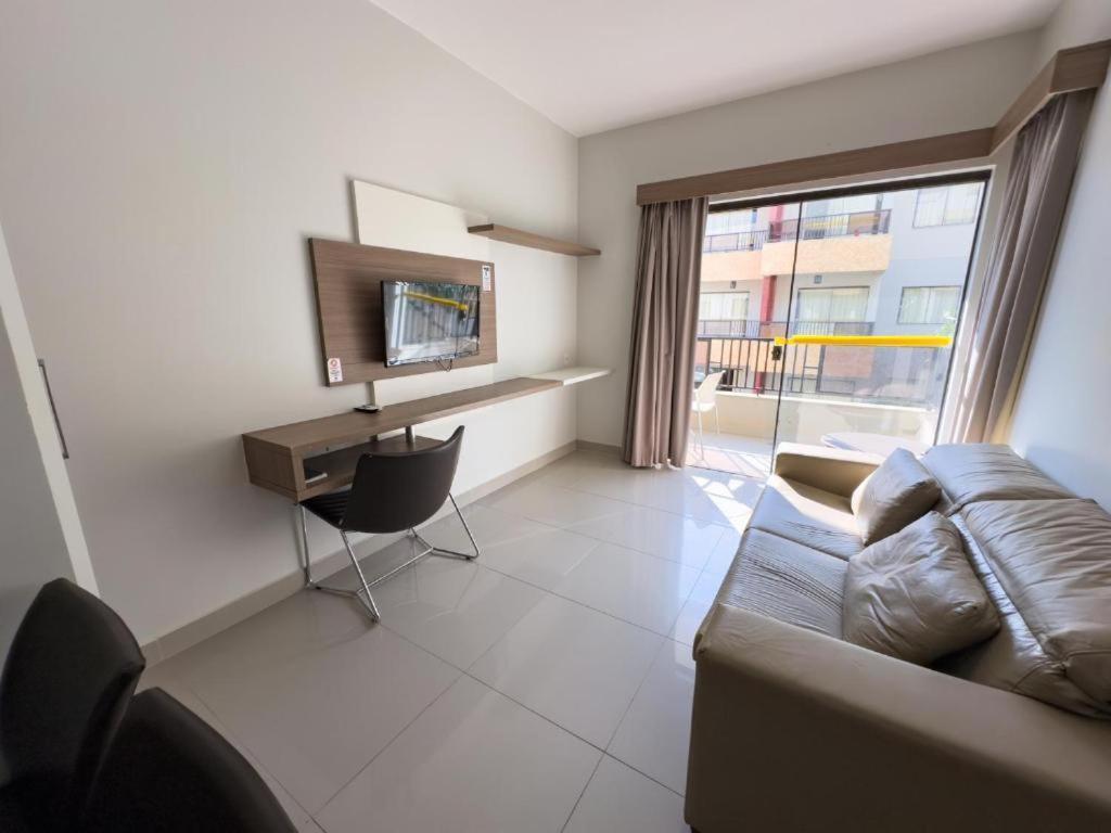 Apartamento Marina Flat E Nautica Em Caldas Novas-go *